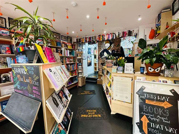 Dial Lane Books