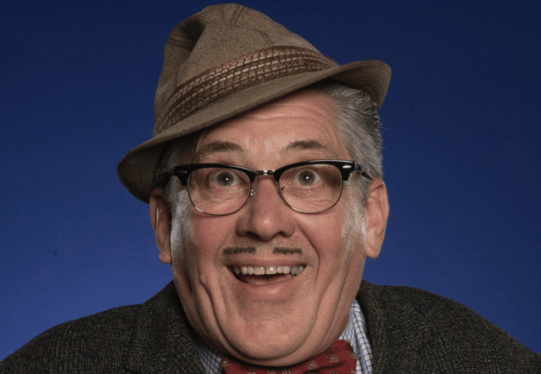 Count Arthur Strong