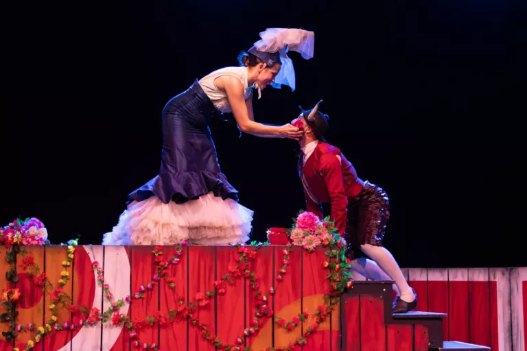 The Bull & The Moon – Denada Dance Theatre