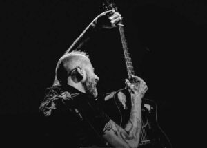 Jon Gomm