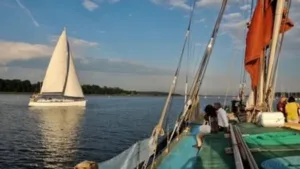 Sunday Afternoon Picnic Cruise aboard Victor