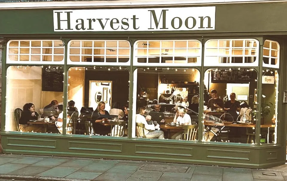 Harvest Moon - Ipswich.love