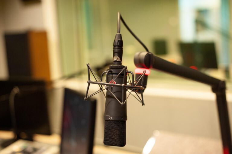 Radio 2’s Sally Traffic helps launch Hospital Radio Ipswich app