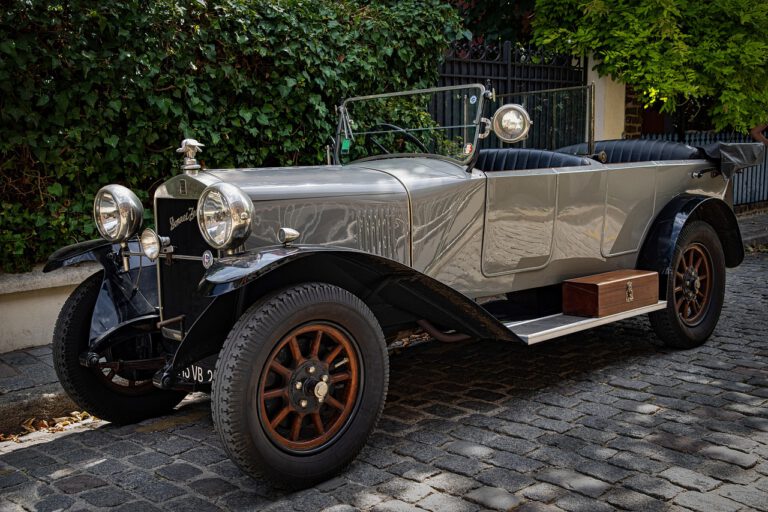 Ipswich to Felixstowe Historic Vehicle Run