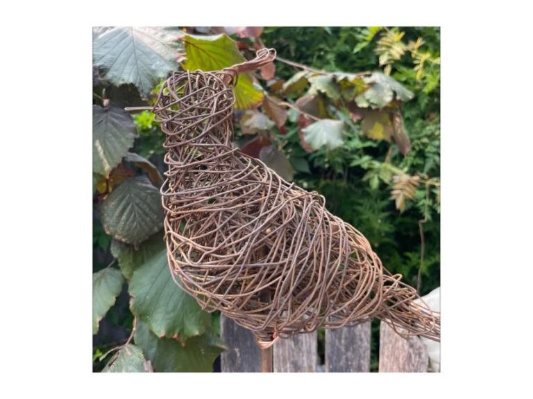 Paper Sculpture: Create a Bird  – Caroline Lummis