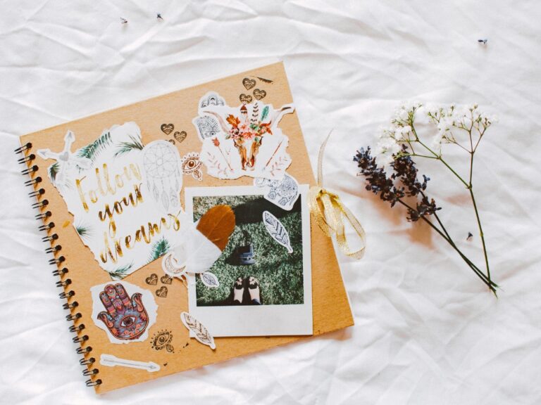 Scrapbooking at Craftability